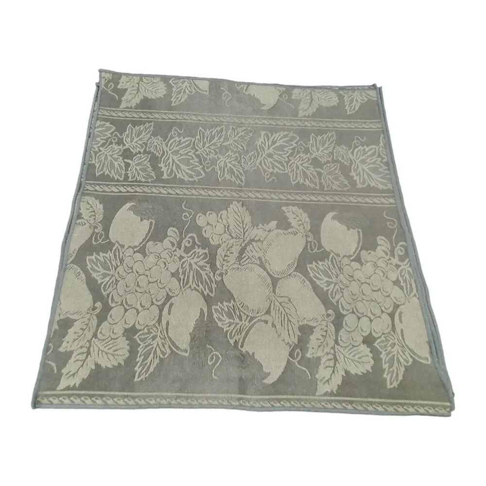 Vtg Green Cloth Napkins Jacquared Satin 16